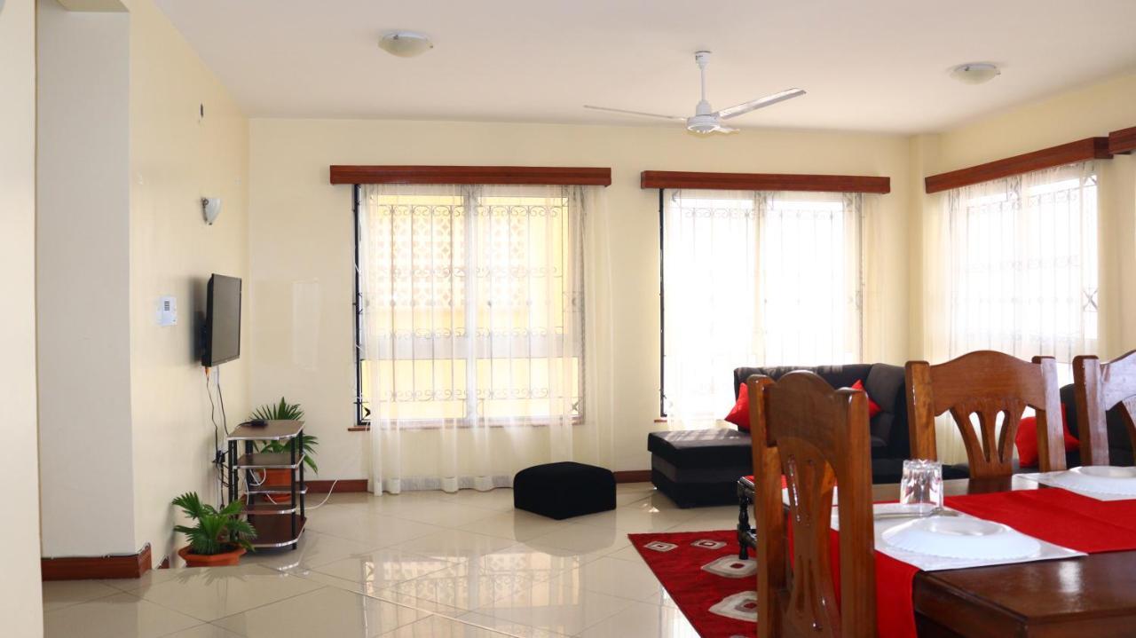 Elna'S Haven - Nyali Sea View Apartment Момбаса Экстерьер фото