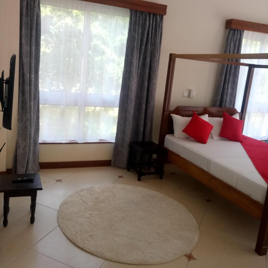 Elna'S Haven - Nyali Sea View Apartment Момбаса Экстерьер фото