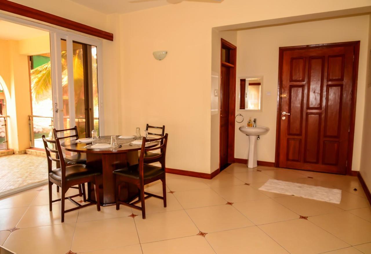 Elna'S Haven - Nyali Sea View Apartment Момбаса Экстерьер фото
