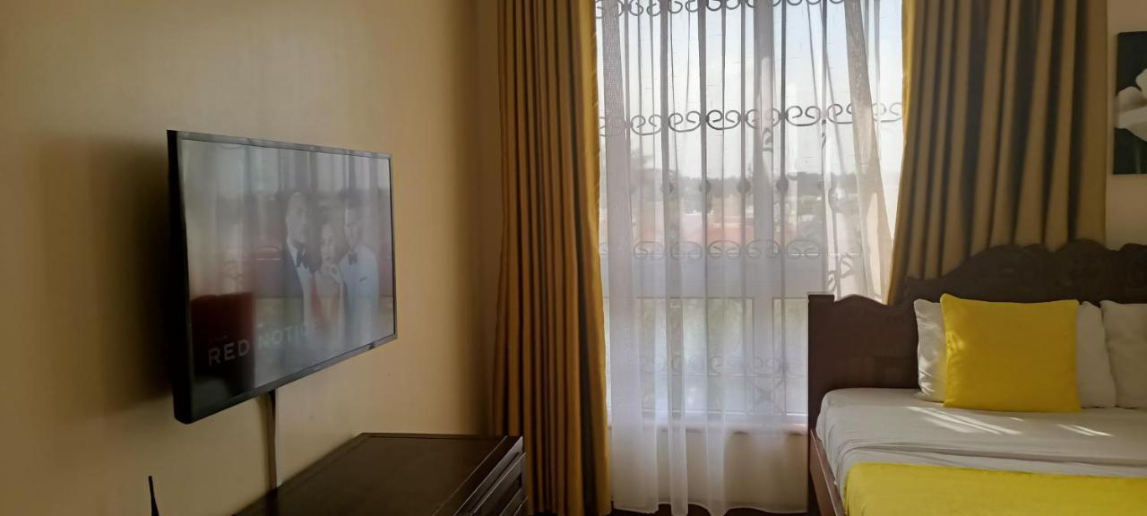 Elna'S Haven - Nyali Sea View Apartment Момбаса Экстерьер фото